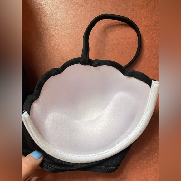 NWOT Shein Shell Bikini Top Black Large - Picture 5 of 7